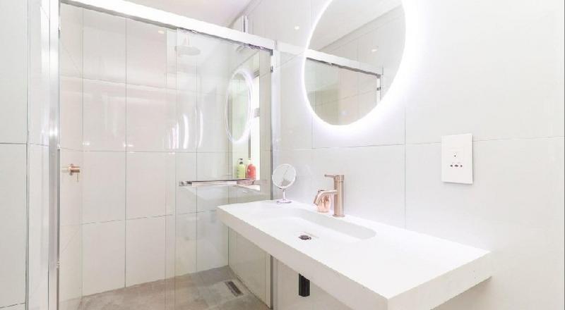 6 Bedroom Property for Sale in Kleinbaai Western Cape